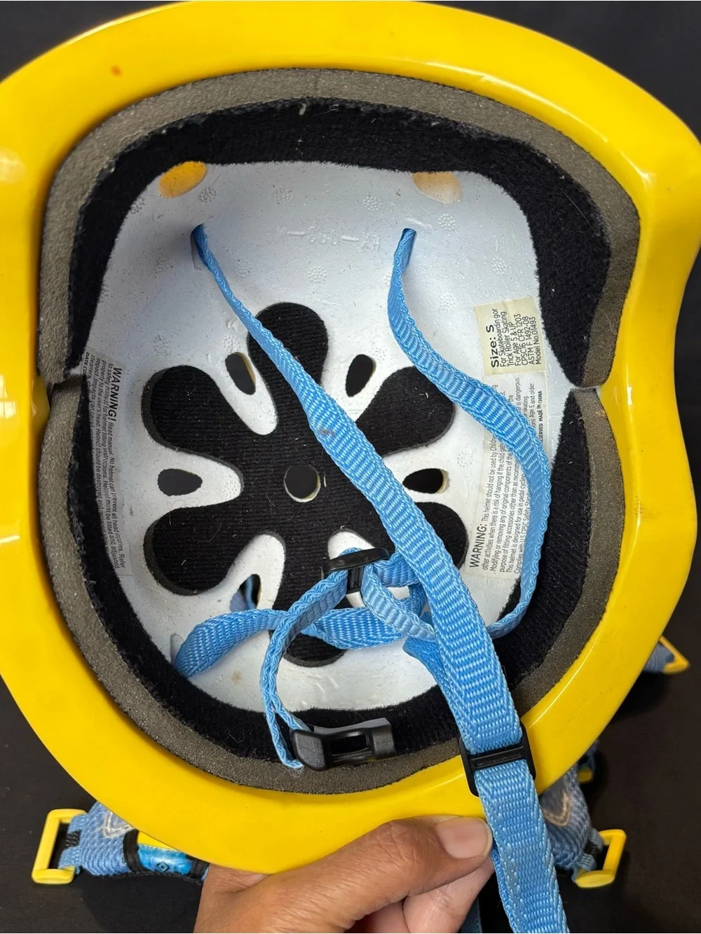 Despicable Me Minion-themed Kids Yellow & Light Blue Helmet and Knee/Elbow Pads